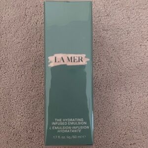 La Mer The Hydrating Infused Emulsion
Brand New, sealed
1.7 oz